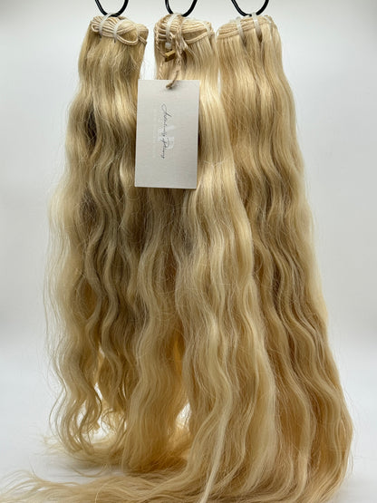 Raw 613 (Blonde) Wavy